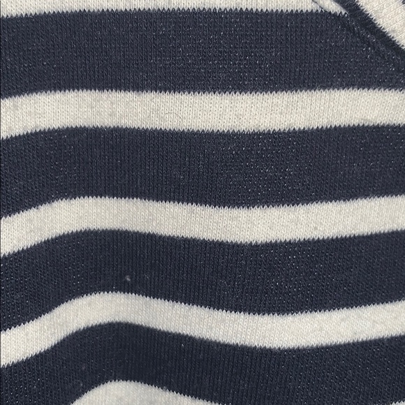 Old navy blouse with peplum sleeves - Picture 3 of 3